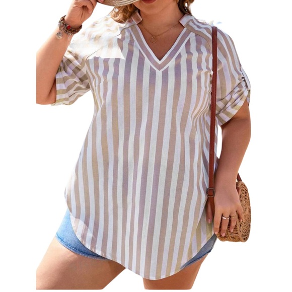 PLUS Stripe Top ☀️ - Picture 4 of 7